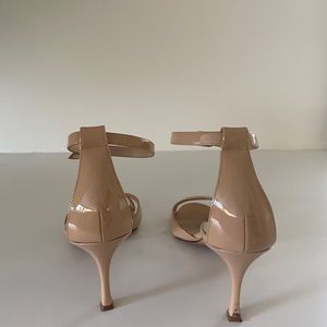 Size 38 Manalo Blahnik Beige Sandal 3” Heel
